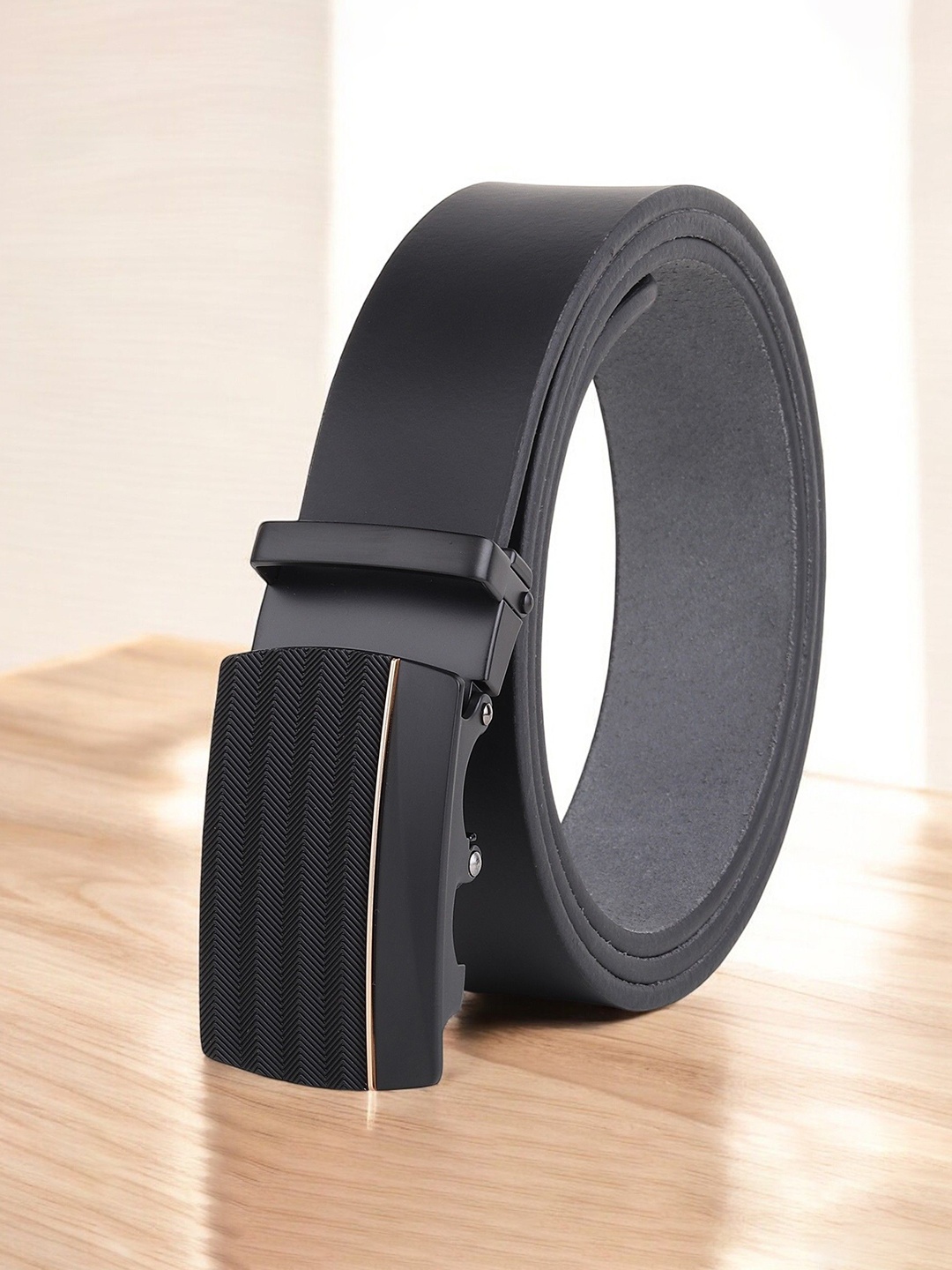 

Metronaut Men Leather Formal Belt, Black