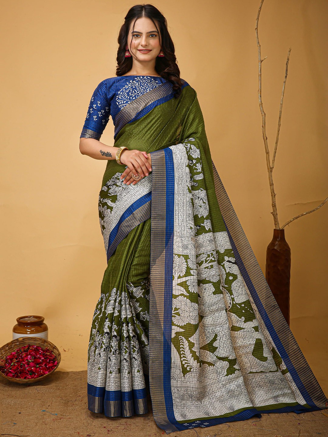 

V3 FASHION STUDIO Ethnic Motifs Zari Art Silk Saree, Green