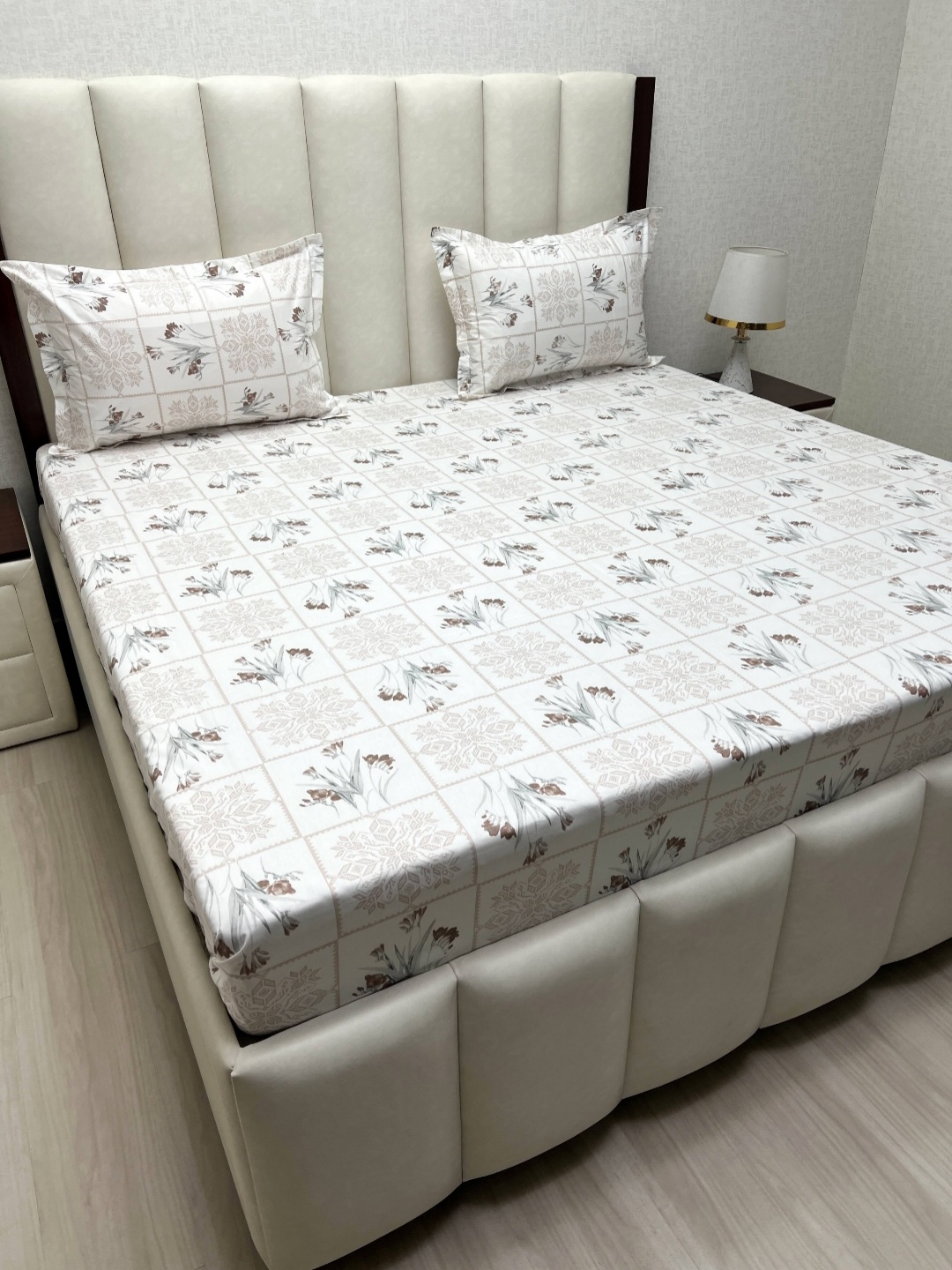 

Pure Decor White & Grey Floral 260 TC King Bedsheet with 2 Pillow Covers