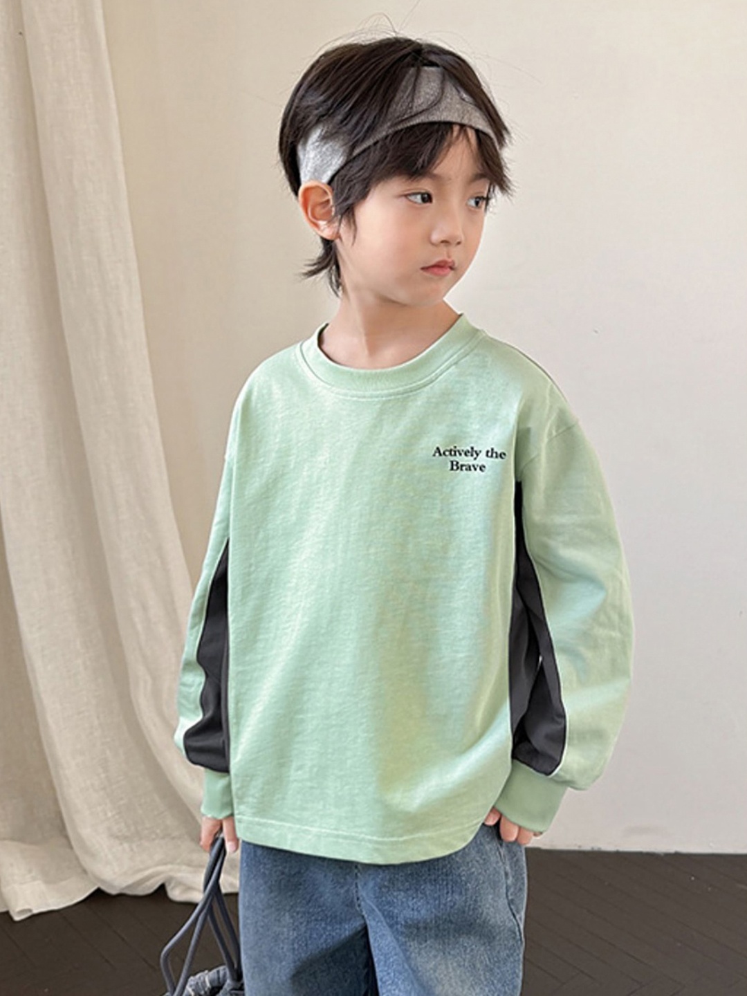 

LULU & SKY Boys Extended Sleeves Cut Outs T-shirt, Green