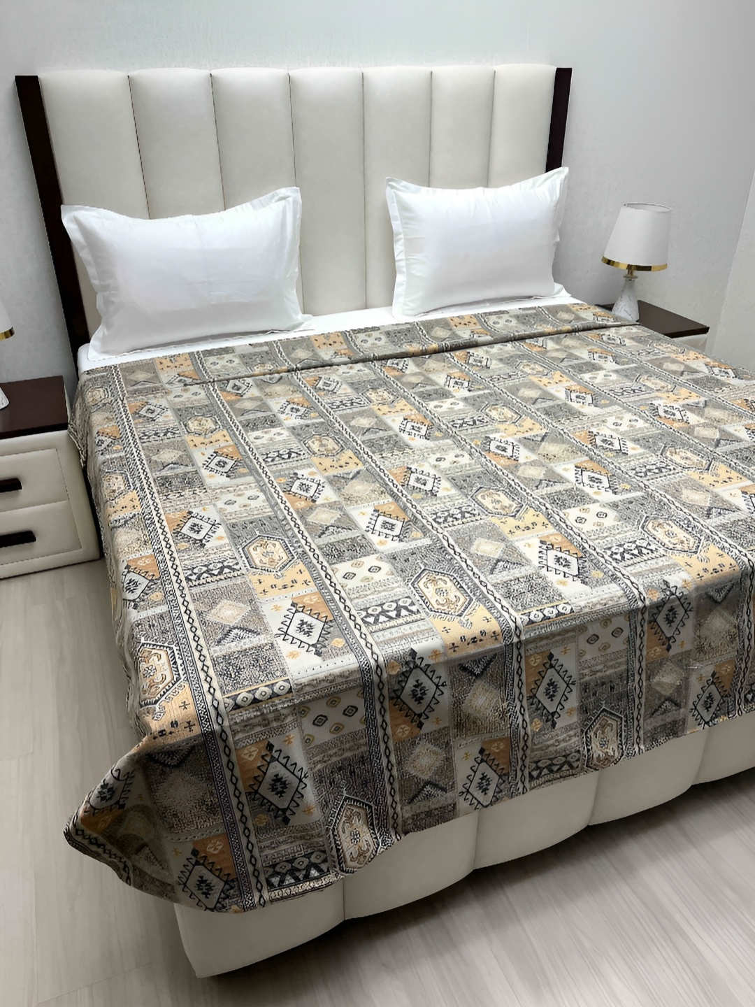 

Pure Decor Grey & Black Printed Pure Cotton 260 TC King Size Duvet Cover