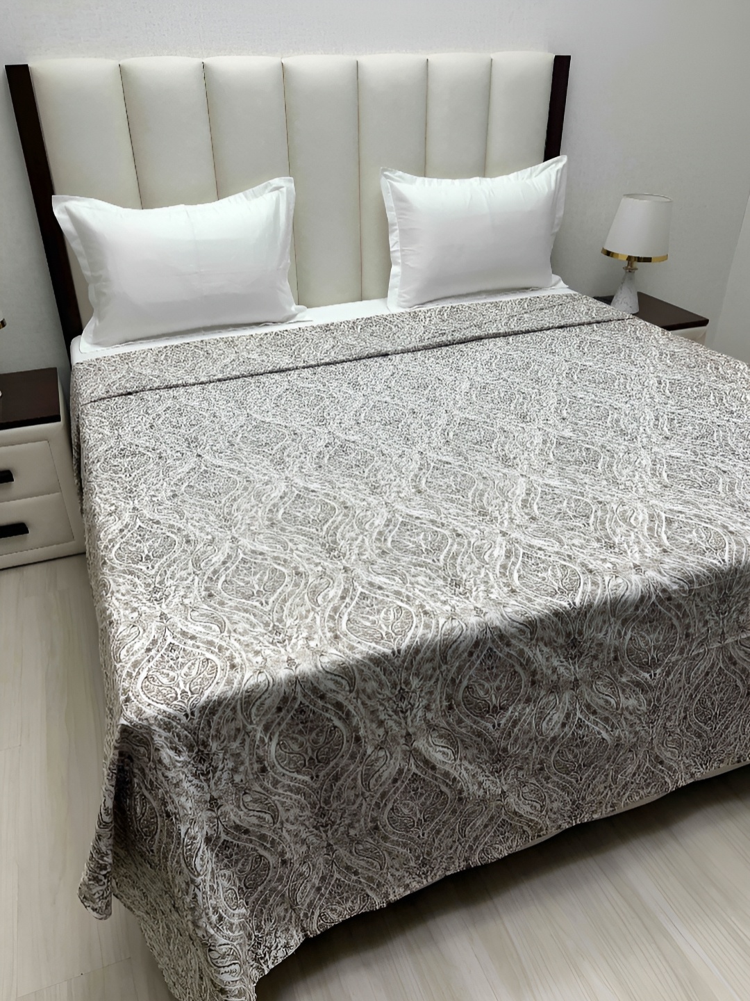

Pure Decor Brown & White Printed Pure Cotton Super King Duvet Cover