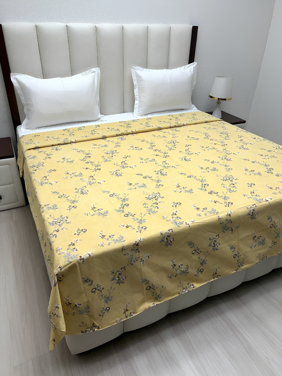 

Pure Decor Yellow & Grey Printed Pure Cotton 260 TC King SizeDuvetCover