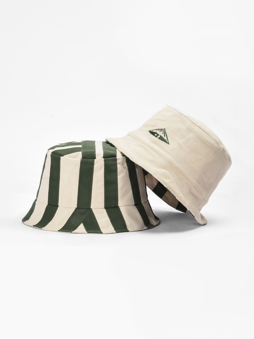 

Xenpachi Unisex Green Self Design Bucket Hat