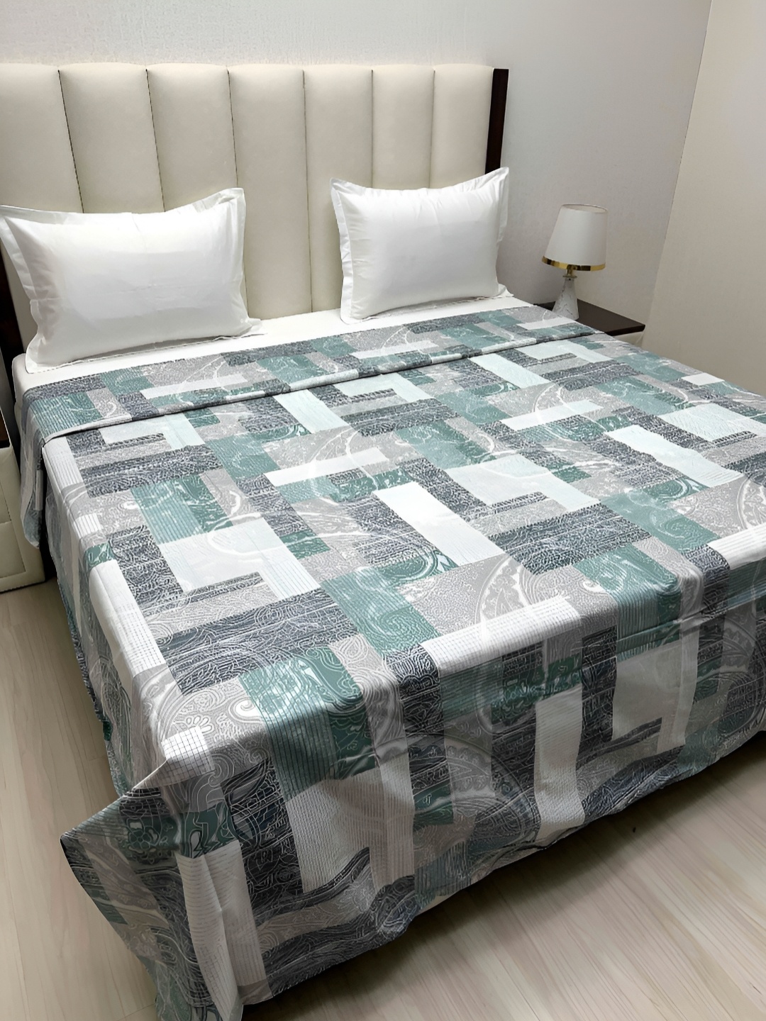 

Pure Decor Beige & Green Printed Pure Cotton 330 TC King Size Duvet Cover