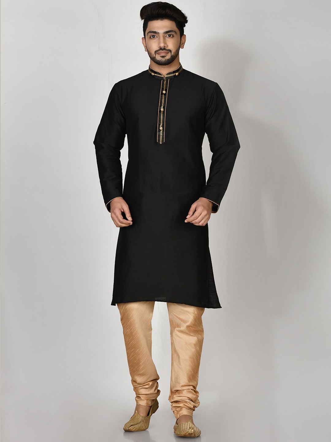 

RANAK Mandarin Collar Long Sleeves Straight Kurta, Black