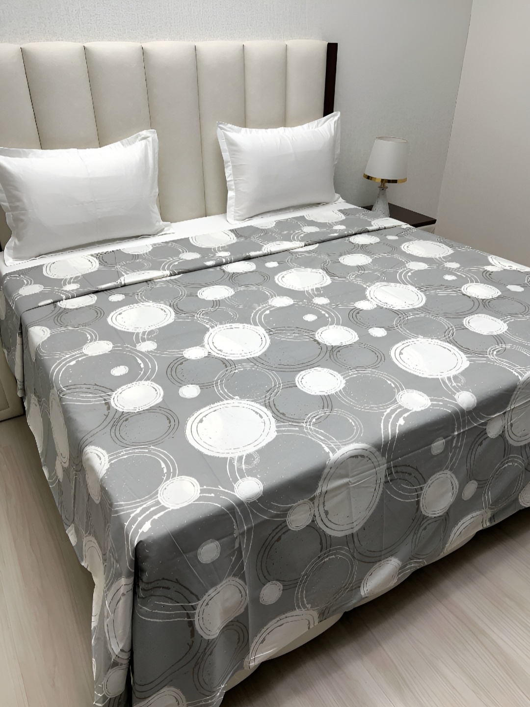 

Pure Decor Grey & White Printed Pure Cotton Super King Duvet Cover