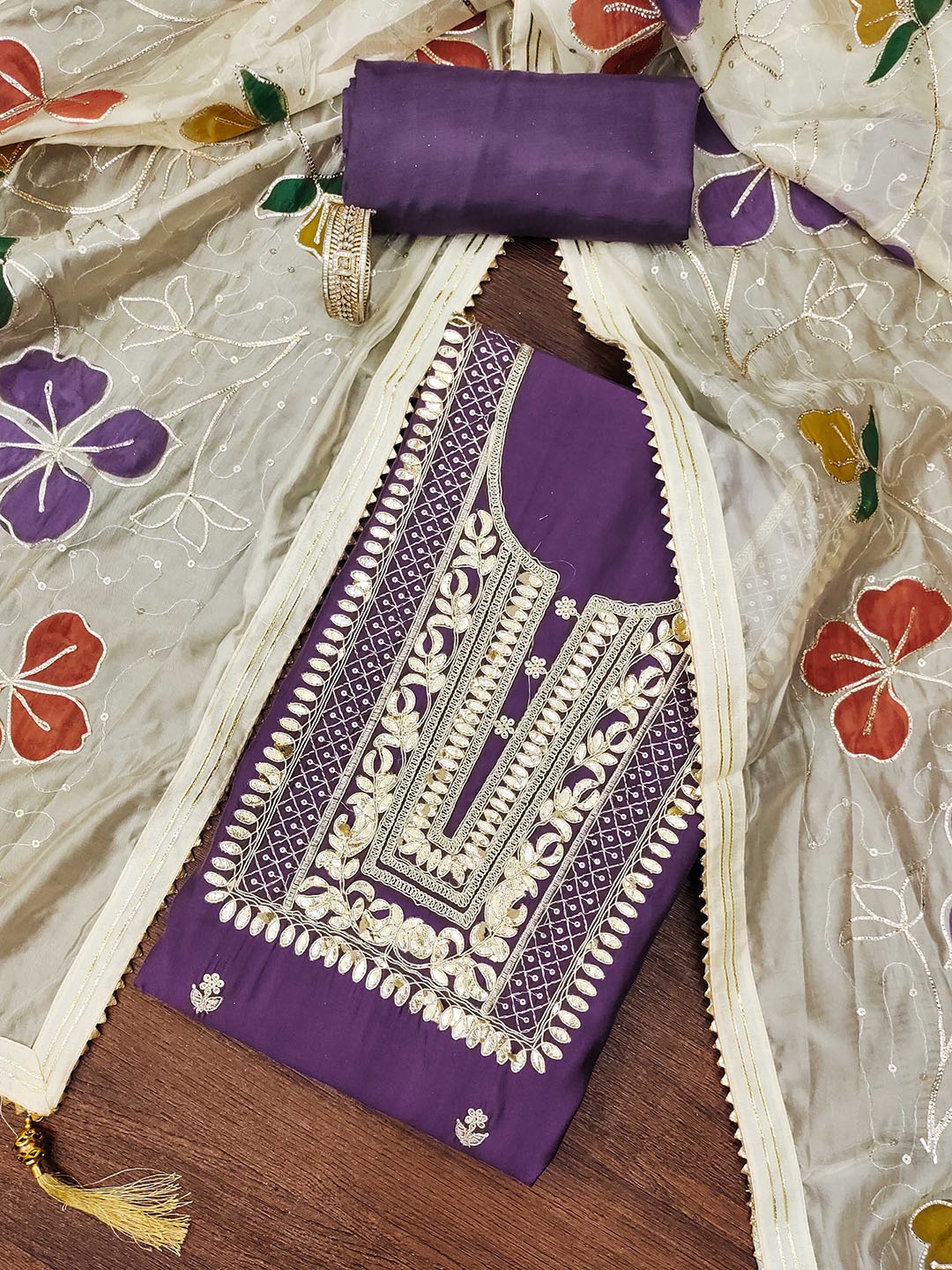 

SAINOOR Embroidered Pure Silk Semi-Stitched Dress Material, Lavender