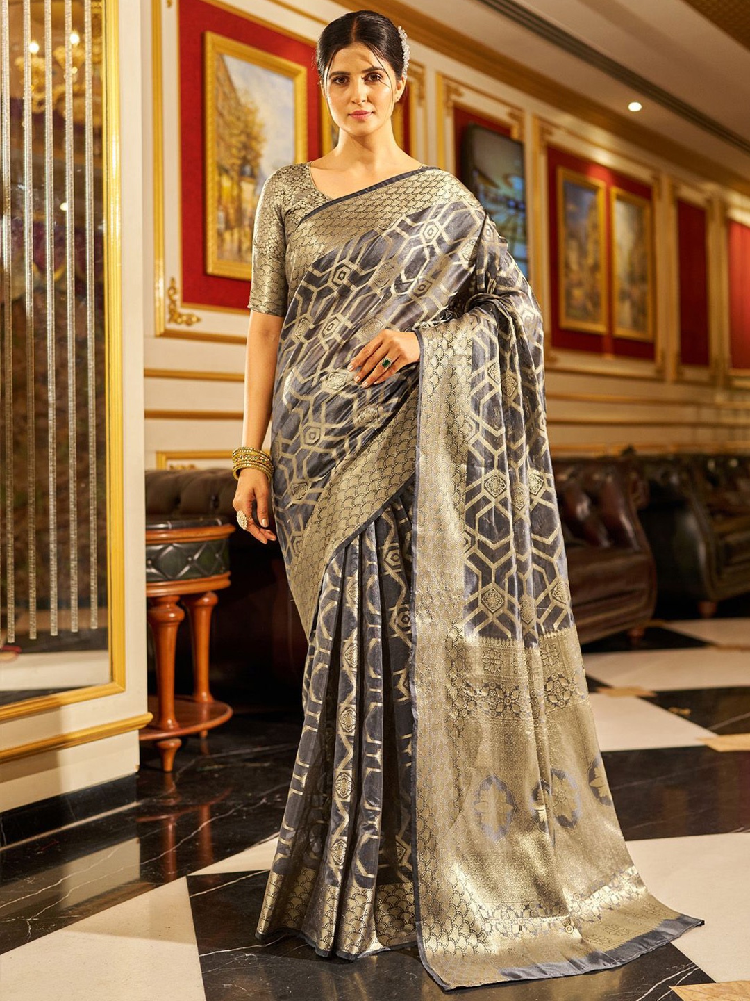 

Mitera Ethnic Motifs Zari Organza Banarasi Saree, Grey
