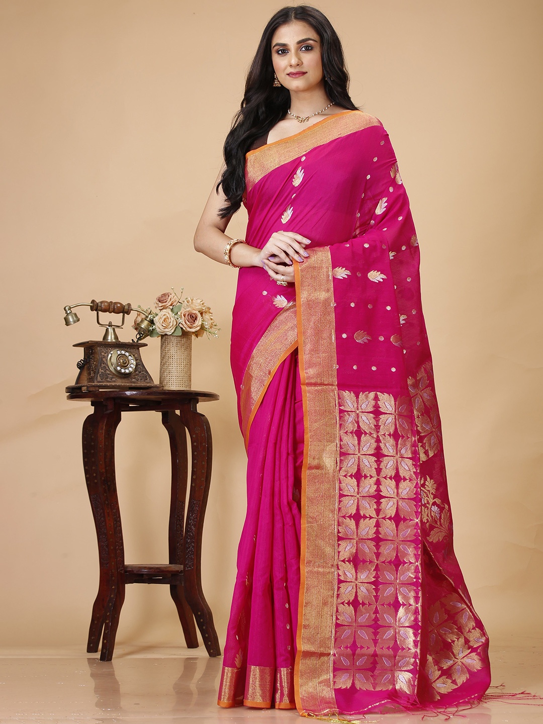 

SLAGHA Ethnic Motifs Zari Silk Cotton Taant Saree, Pink