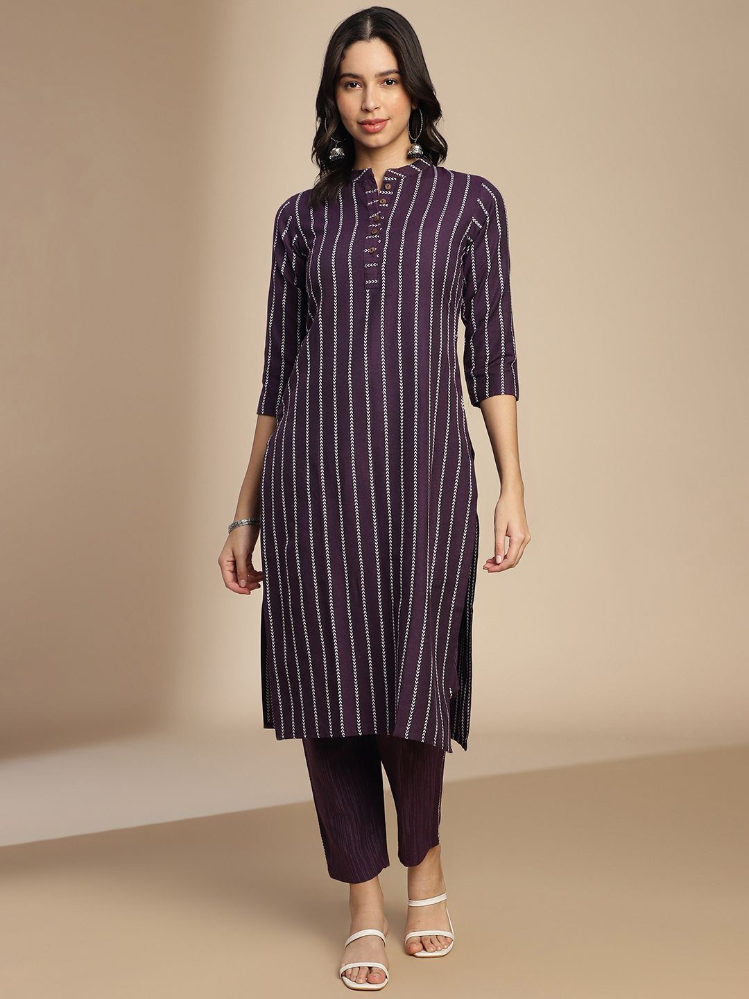 

Fourleaf Striped Embroidered Thread Work Mandarin Collar Straight Kurta, Purple