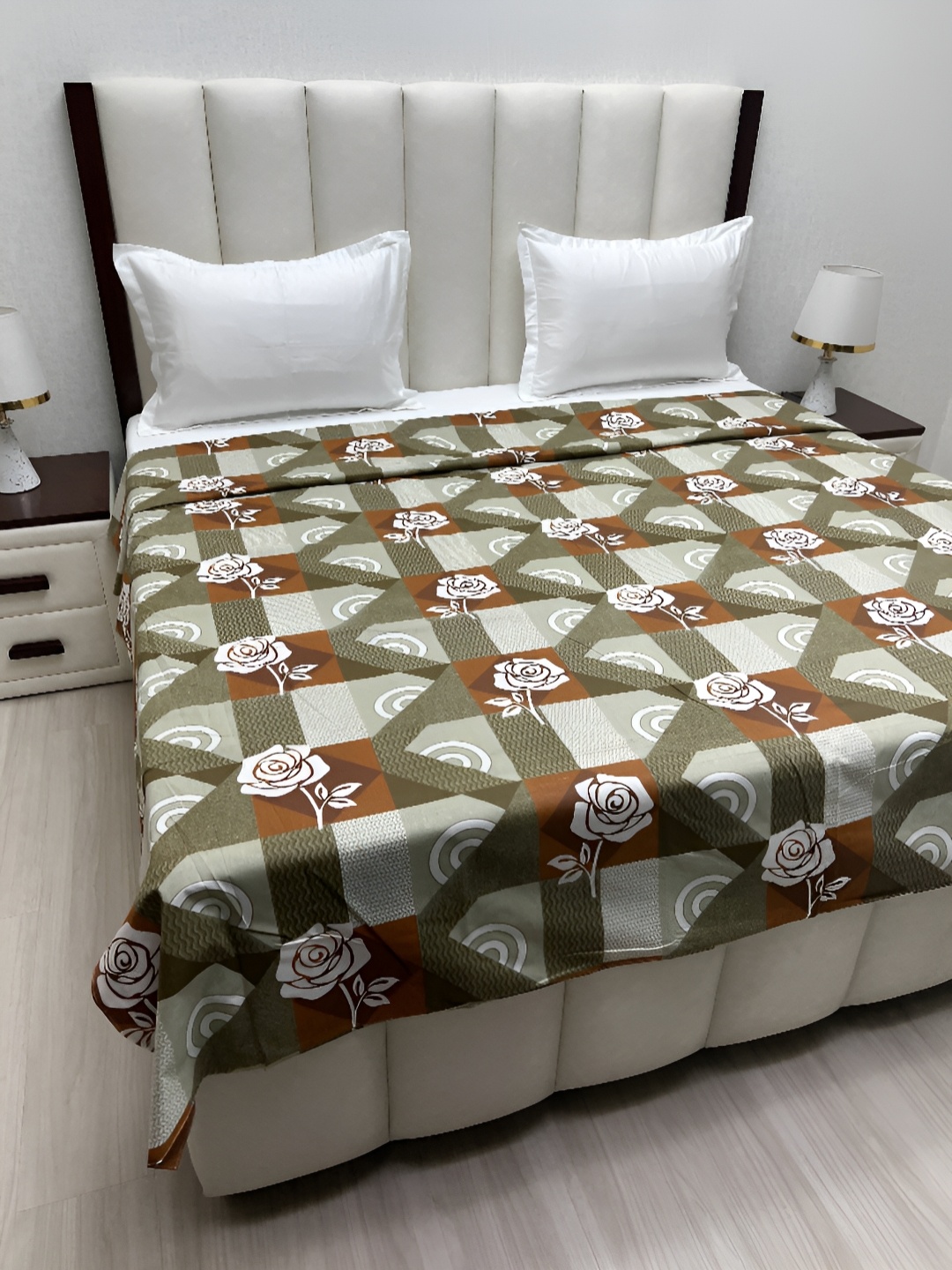 

Pure Decor Green & Brown Floral Printed Pure Cotton 260 TC King Size Duvet Cover