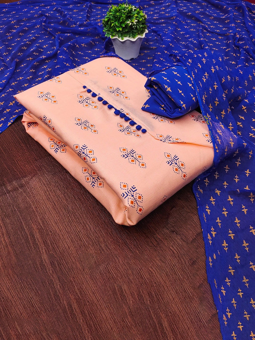 

SAINOOR Floral Printed Unstitched Dress Material, Peach