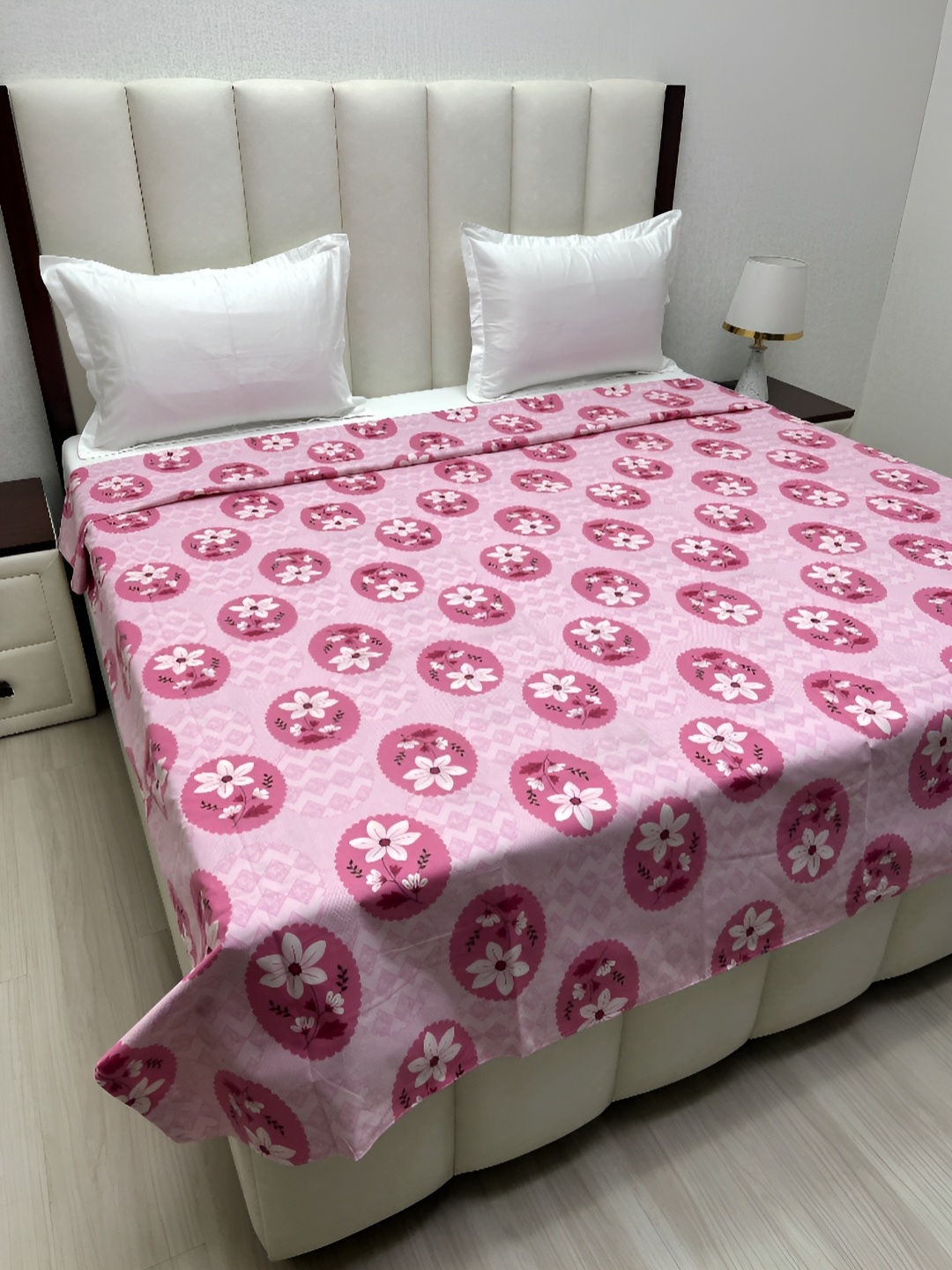 

Pure Decor Pink & White Floral Printed Pure Cotton 260 TC King Size Duvet Cover