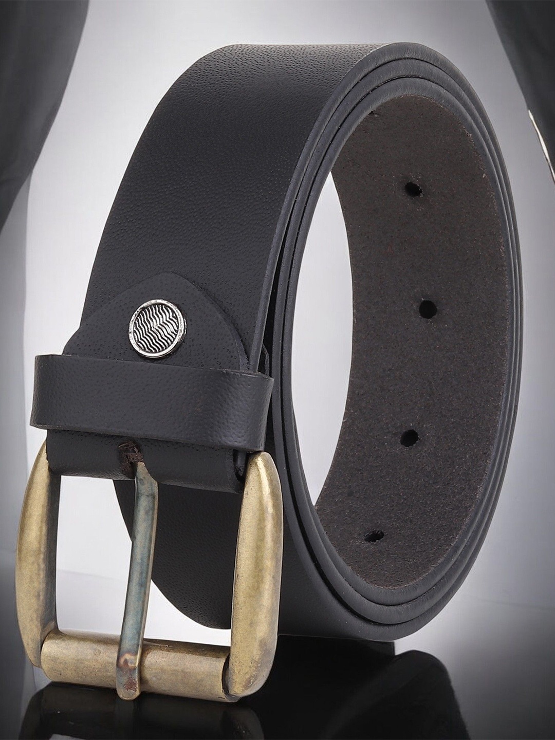 

Metronaut Men Textured Leather Formal Belt, Black