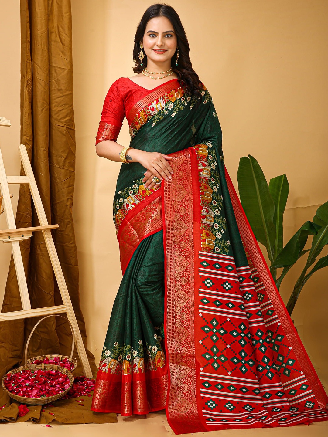 

V3 FASHION STUDIO Ethnic Motifs Zari Art Silk Banarasi Saree, Green