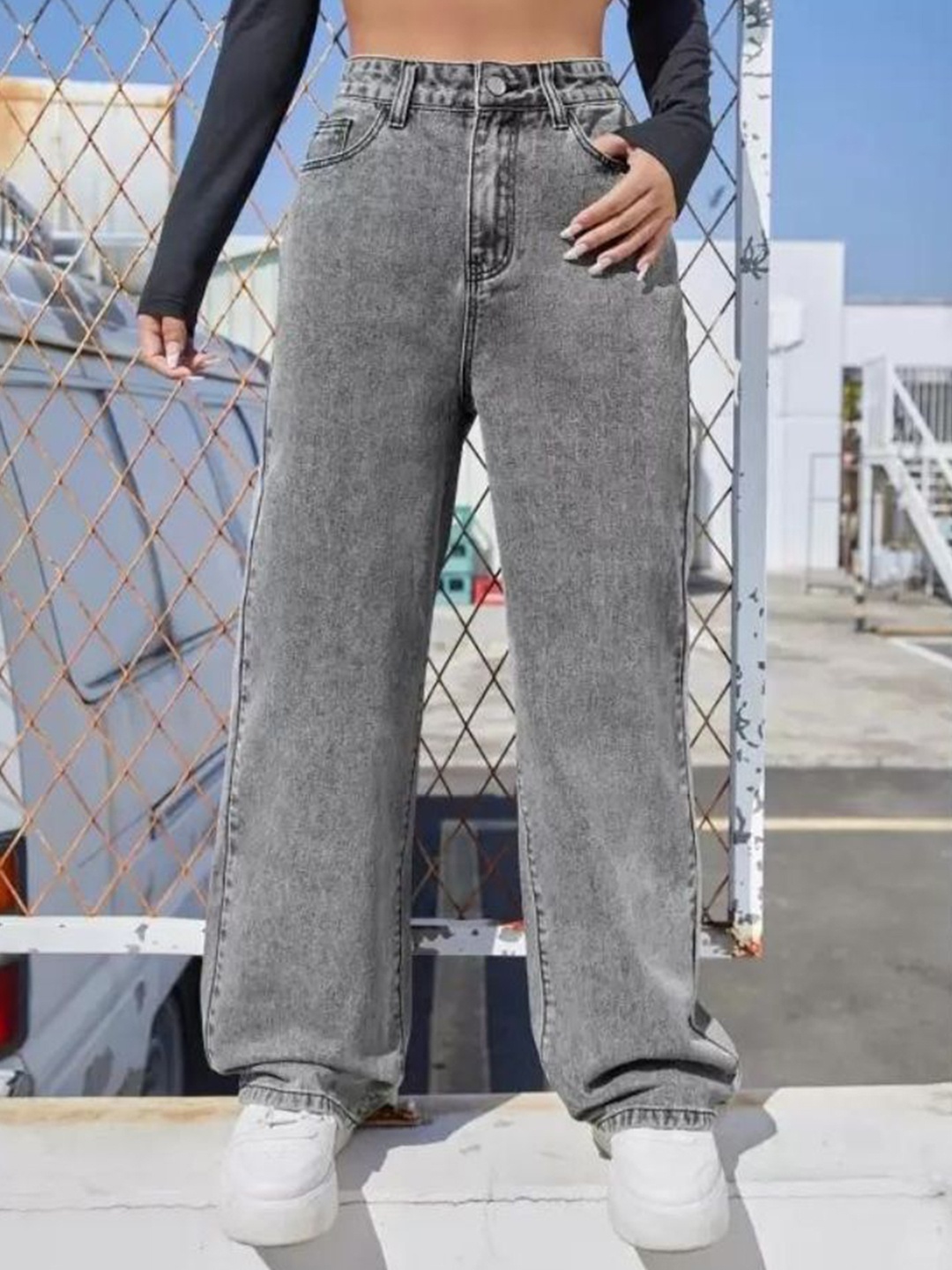 

DressBerry Women Comfort Straight Fit High-Rise Light Fade Acid Wash Stretchable Jeans, Grey
