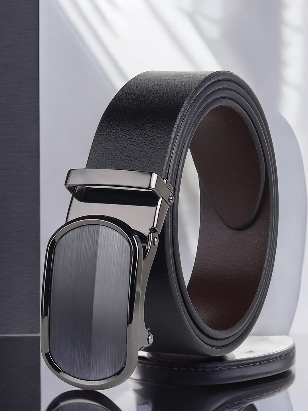 

Metronaut Men Textured Leather Reversible Formal Belt, Black