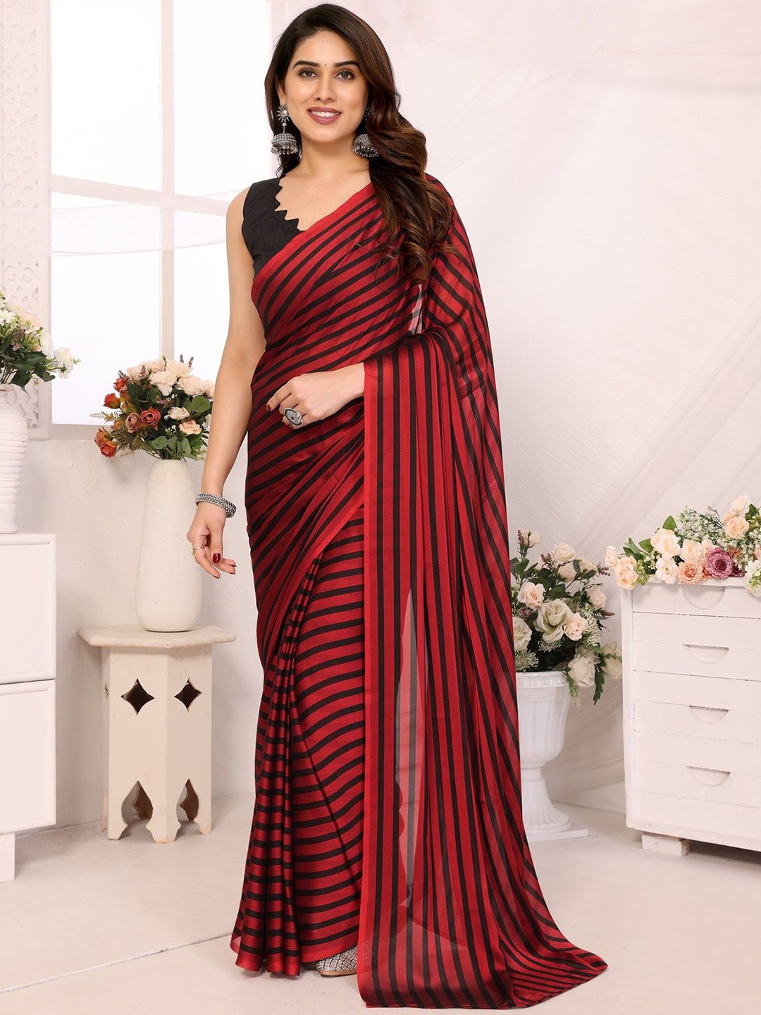 

Fashion FRICKS Striped Poly Georgette Saree, Red