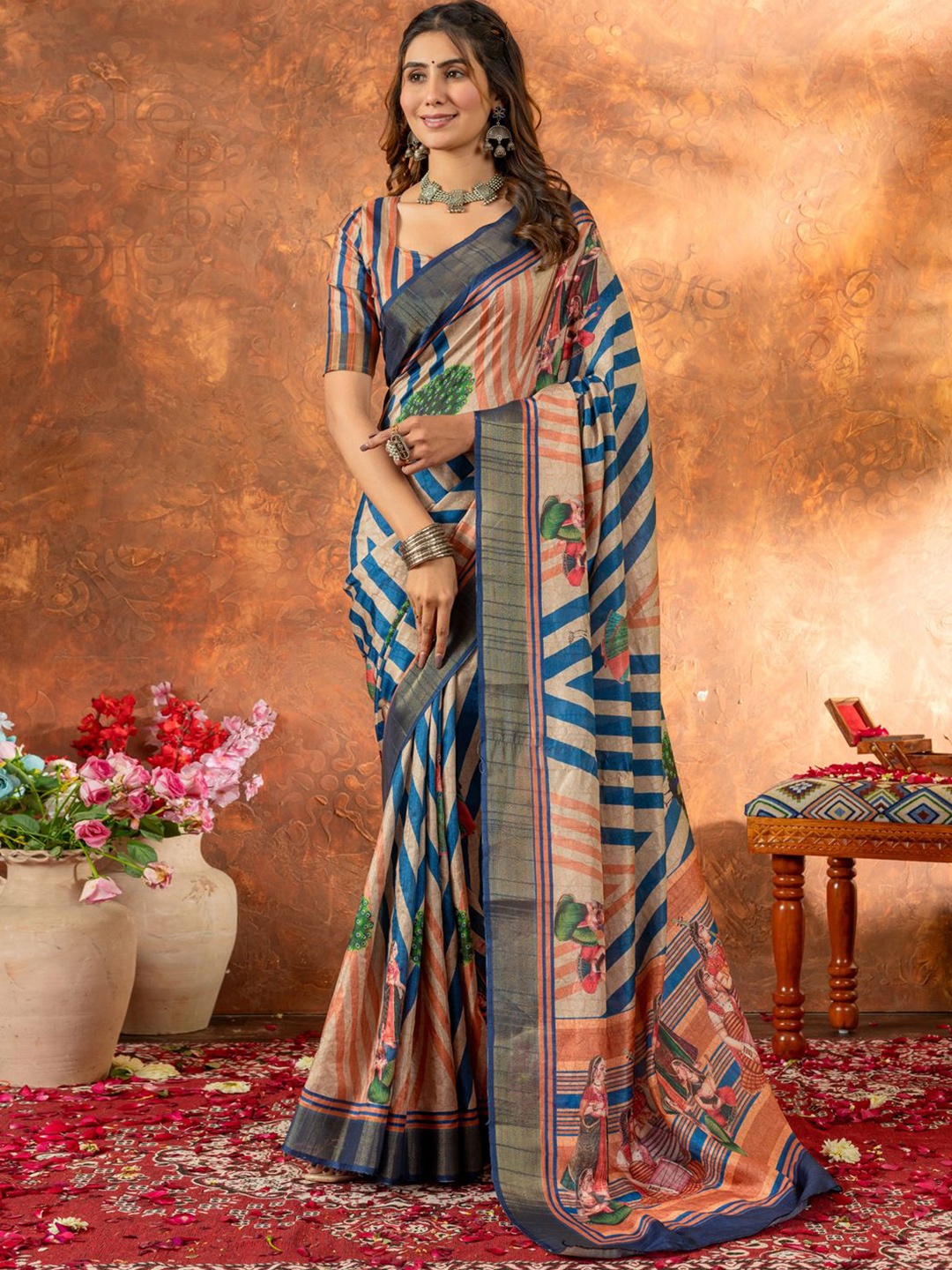 

Mitera Ethnic Motifs Silk Blend Sungudi Saree, Beige