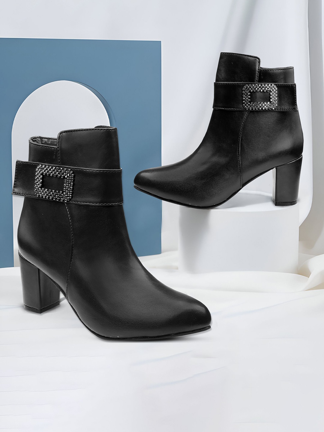 

Bxxy Women High-Ankle Zipper Boots with Decorative Buckle, Black