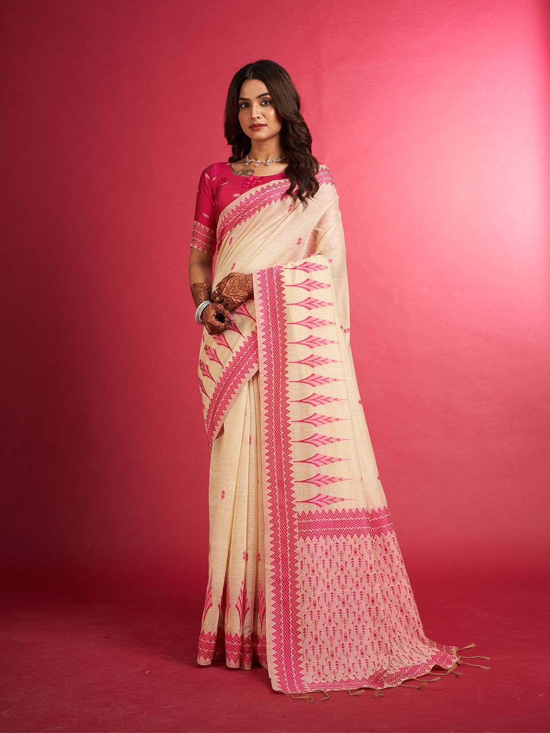 

SARHAFloral Woven Chanderi Saree, Cream