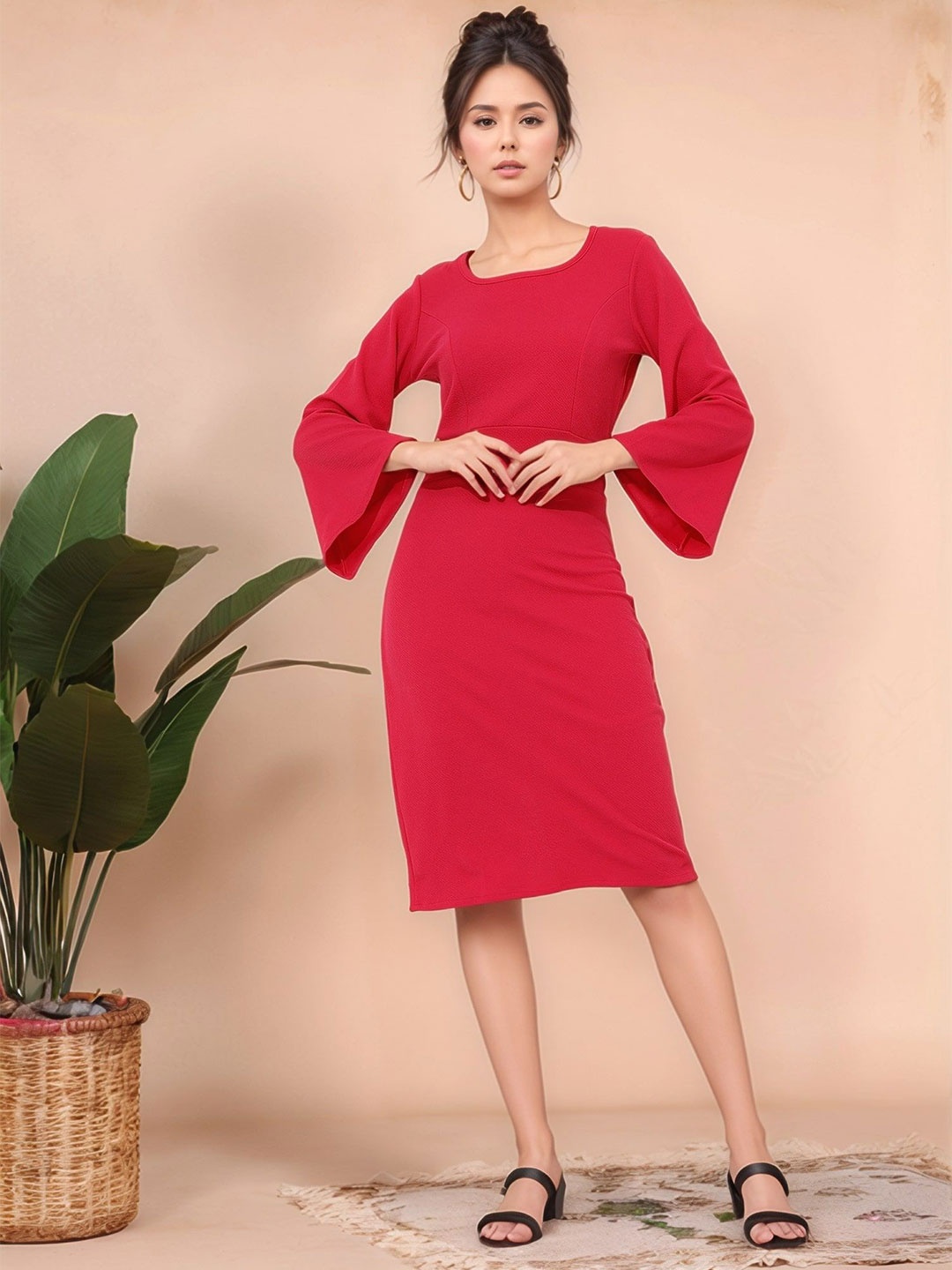 

Mast & Harbour Bell Sleeve Bodycon Dress, Pink