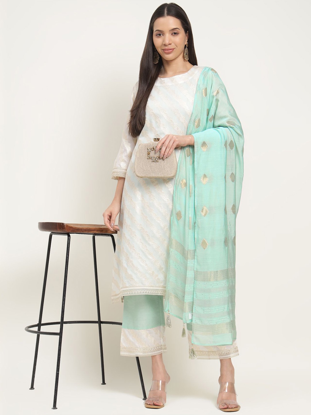 

ZARI Women Floral Embroidered Regular Kurta with Trousers & With Dupatta, Green