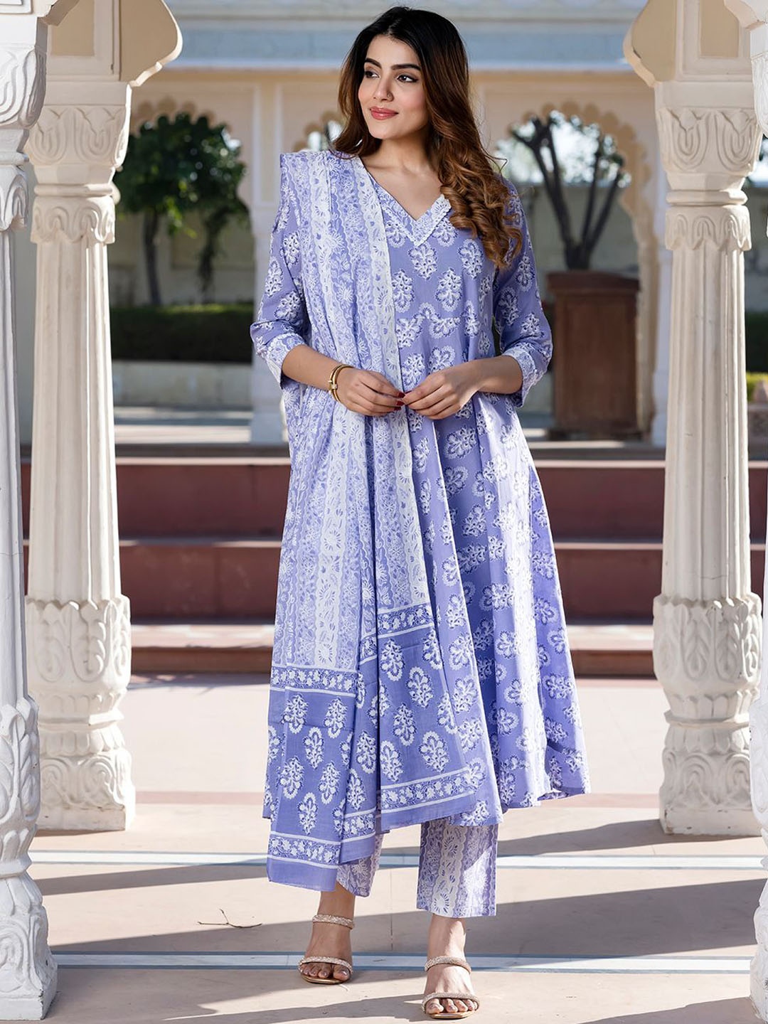 

KALINI Women Floral Printed Regular Pure Cotton Kurta with Trousers & With Dupatta, Blue