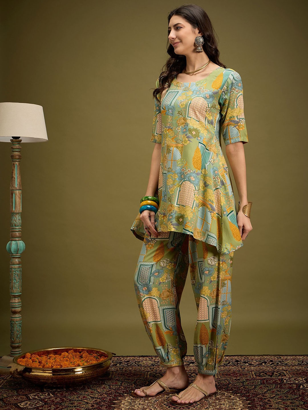 

Sangria Floral Printed Round Neck Tunic With Trousers, Green