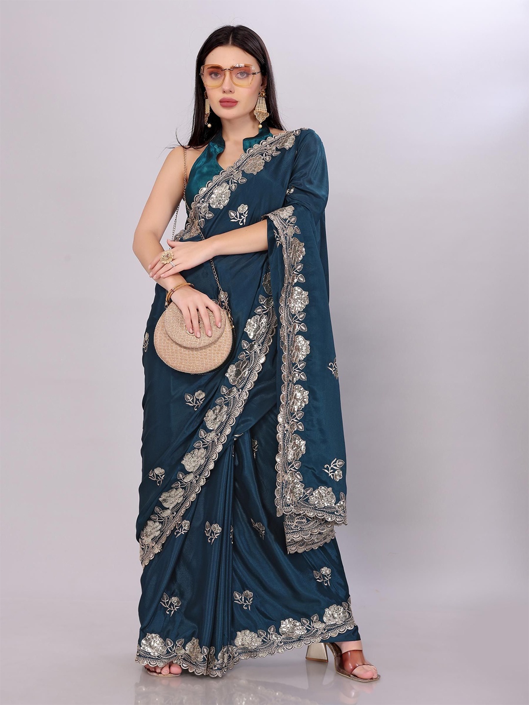 

HERE&NOW Embellished Embroidered Saree, Teal