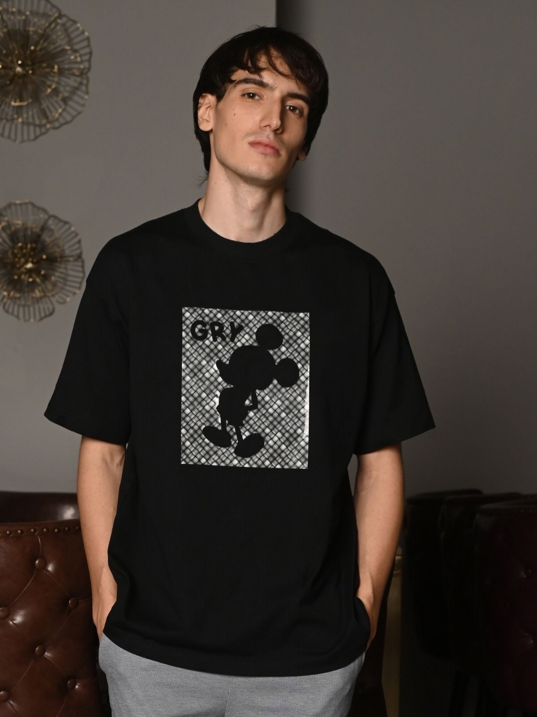 

ODETTE Men Printed Pockets T-shirt, Black