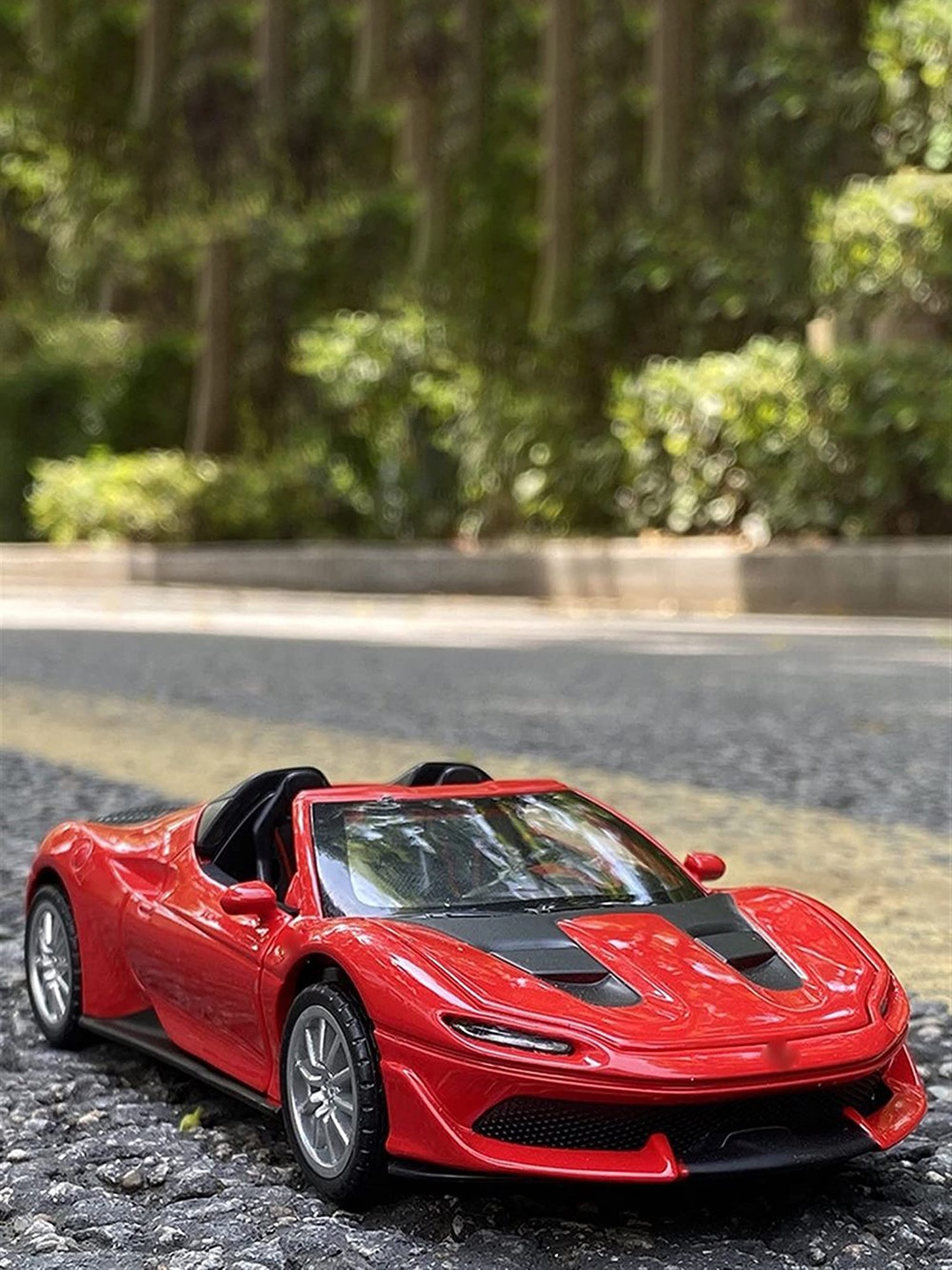 

PINQUE Kids Metal Car Toy Vehicle, Red