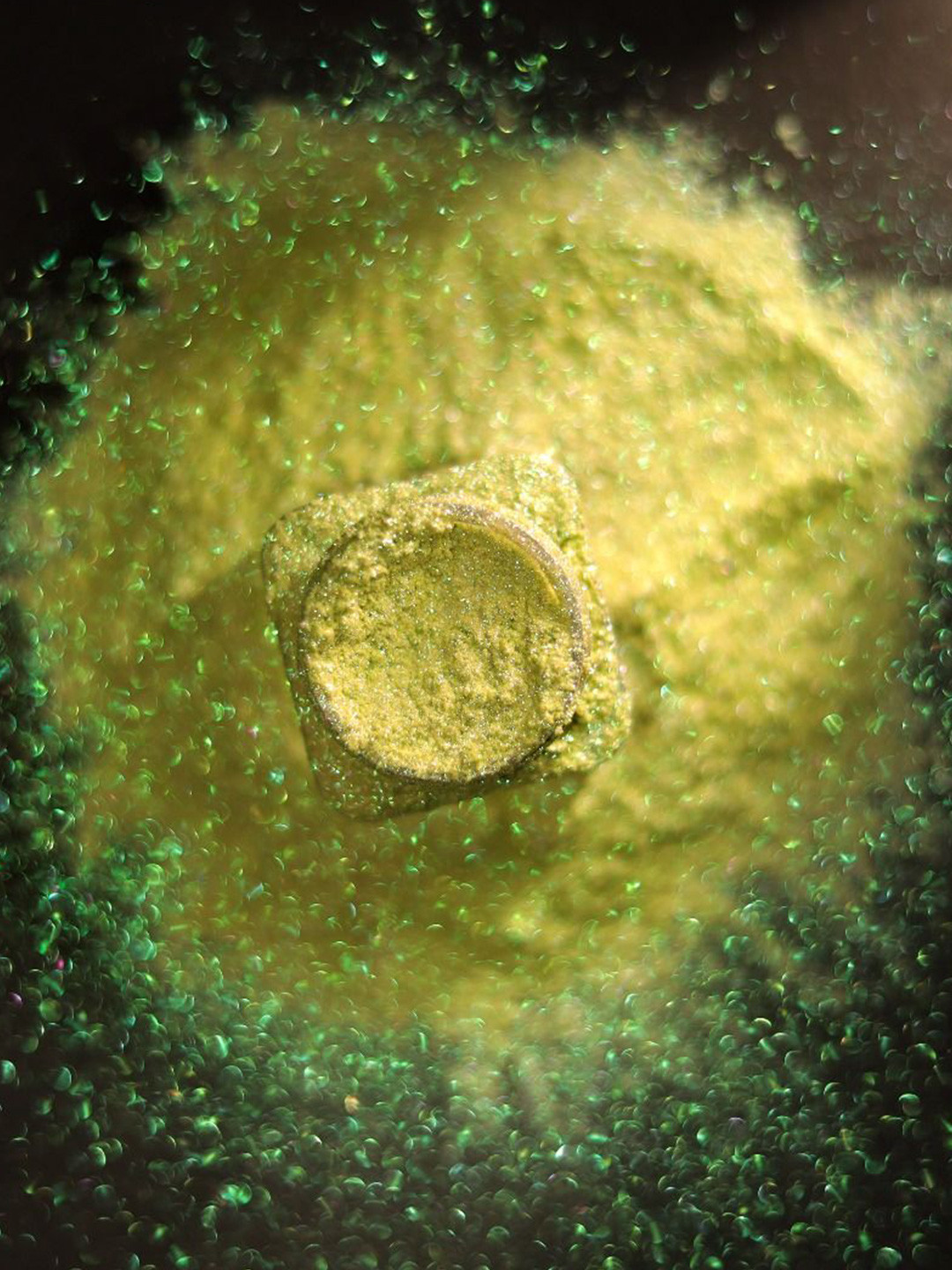 

TS COSMETICS Diamond Dust Powder Eyeshadow- 3 g - Iceberg, Green