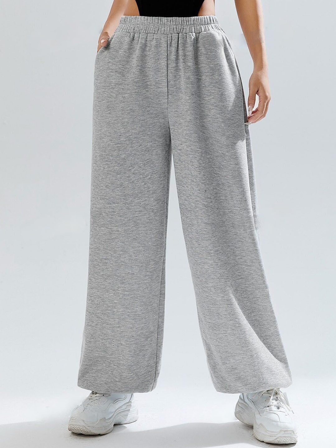 

dockstreet Women Relaxed-Fit Mid Rise Joggers, Grey melange