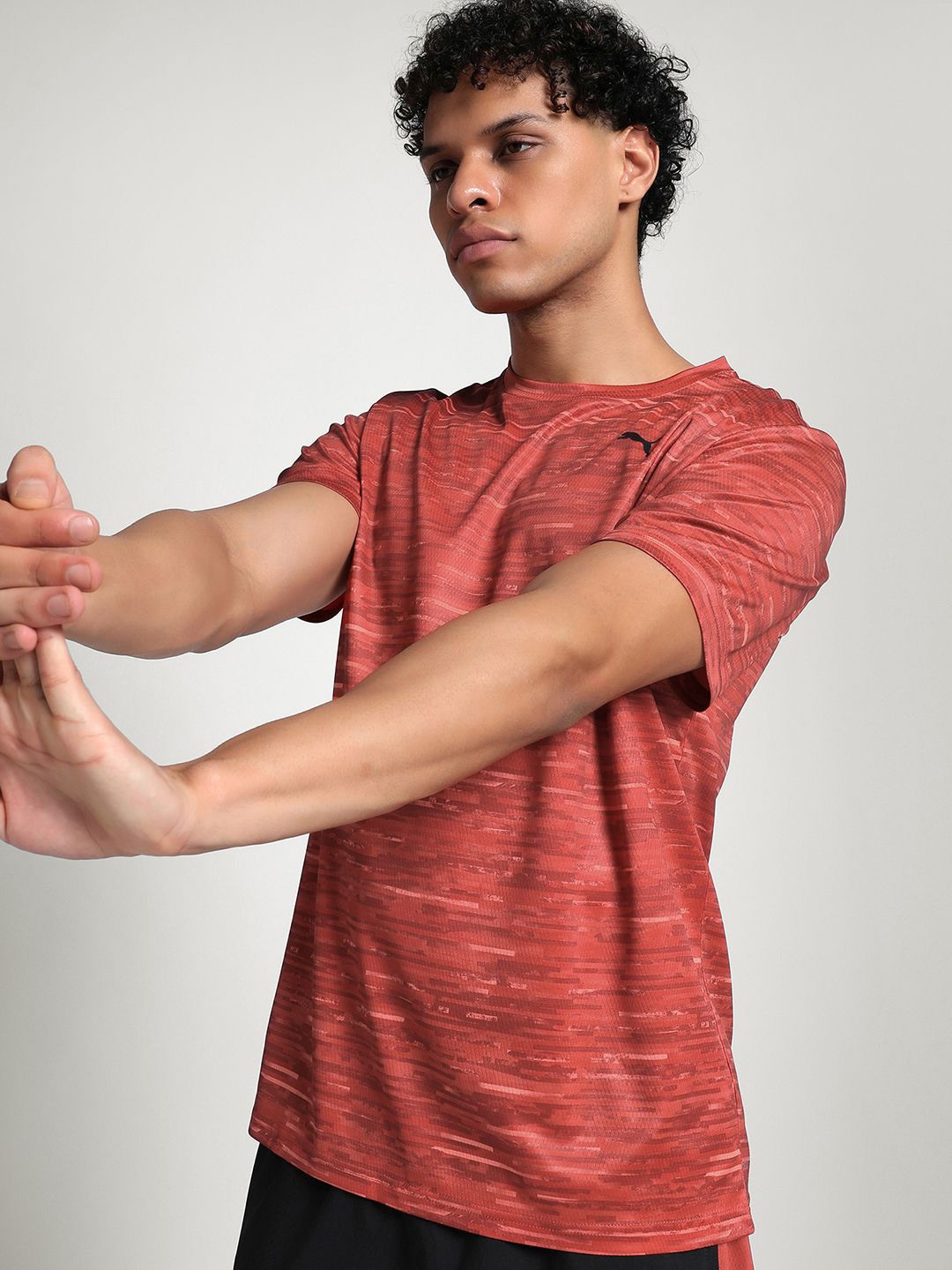 

Puma Train All Day Men's Printed Training Tee, Red