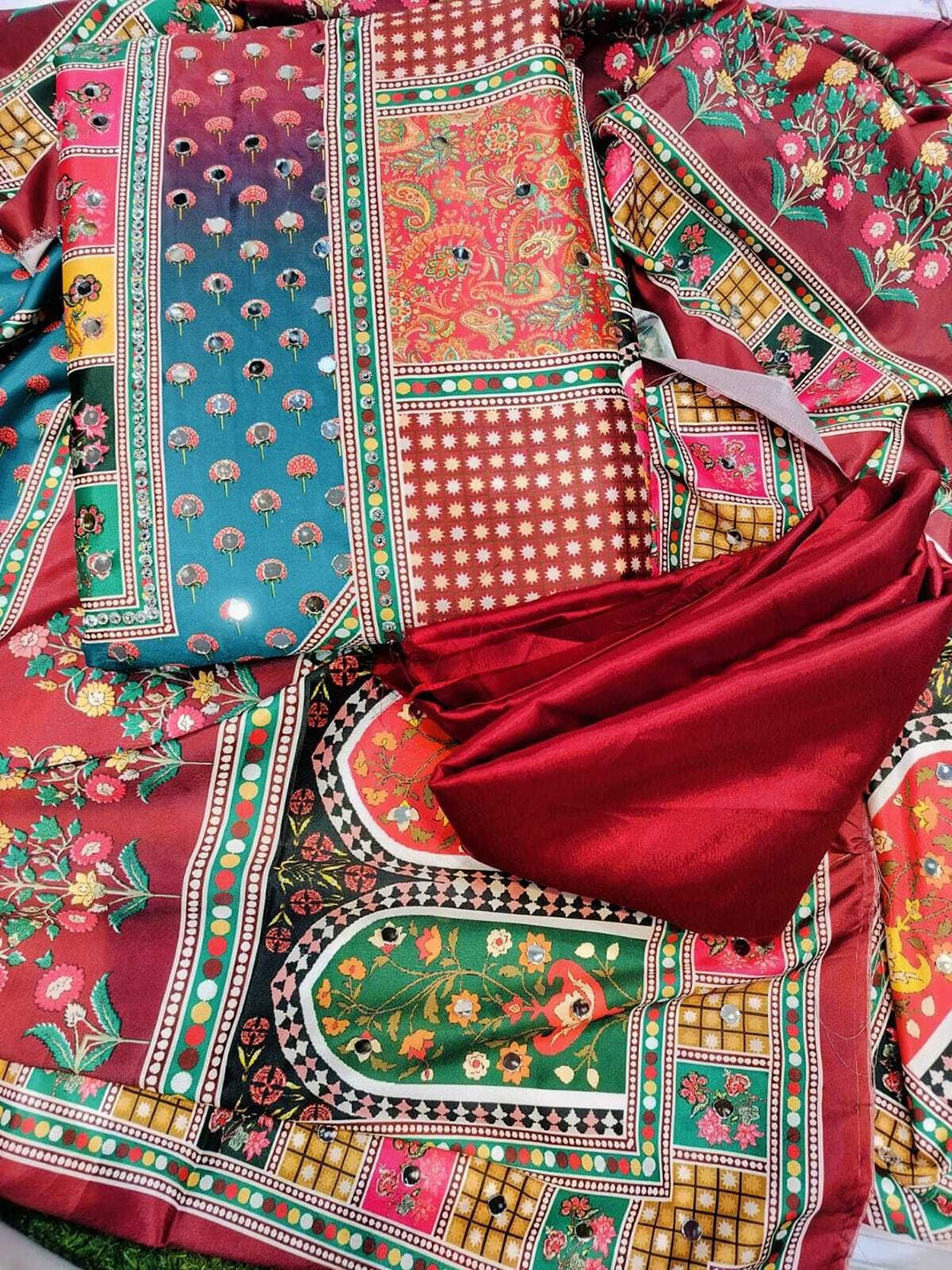 

REET MAHAL Embroidered Art Silk Unstitched Dress Material, Red