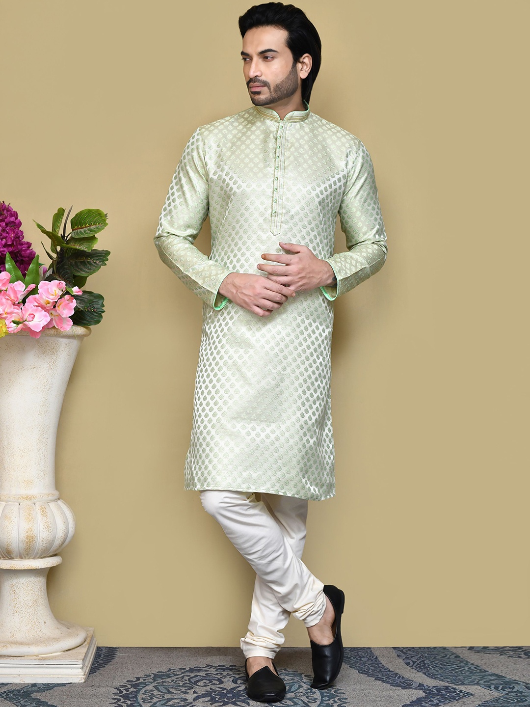 

RANAK Ethnic Motifs Printed Mandarin Collar Long Sleeves Straight Kurta, Green