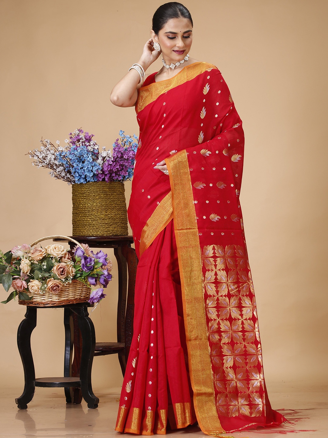 

SLAGHA Ethnic Motifs Zari Silk Cotton Taant Saree, Red