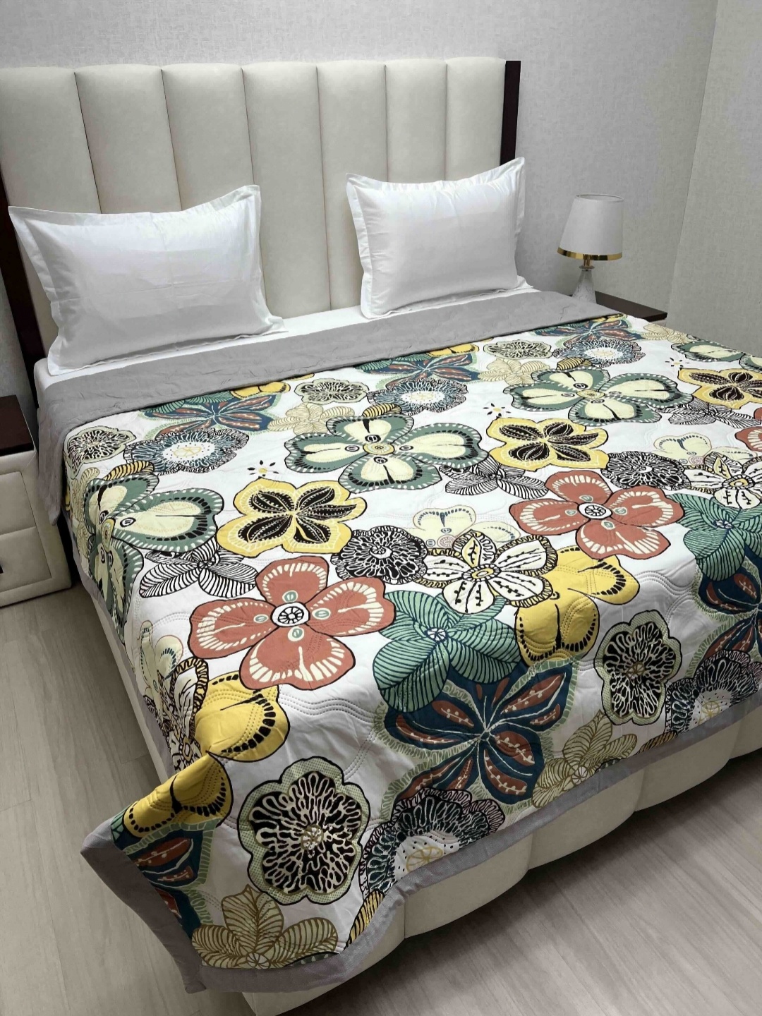 

Pure Decor White Floral Printed Microfiber 150 GSM For AC Room Double Bed Comforter