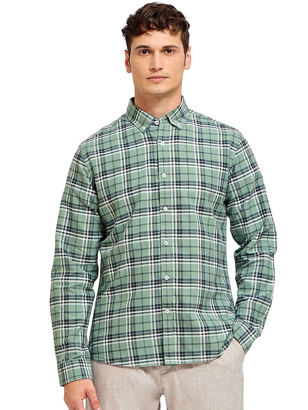 

Mast & Harbour Men Comfort Tartan Checks Opaque Checked Casual Shirt, Green