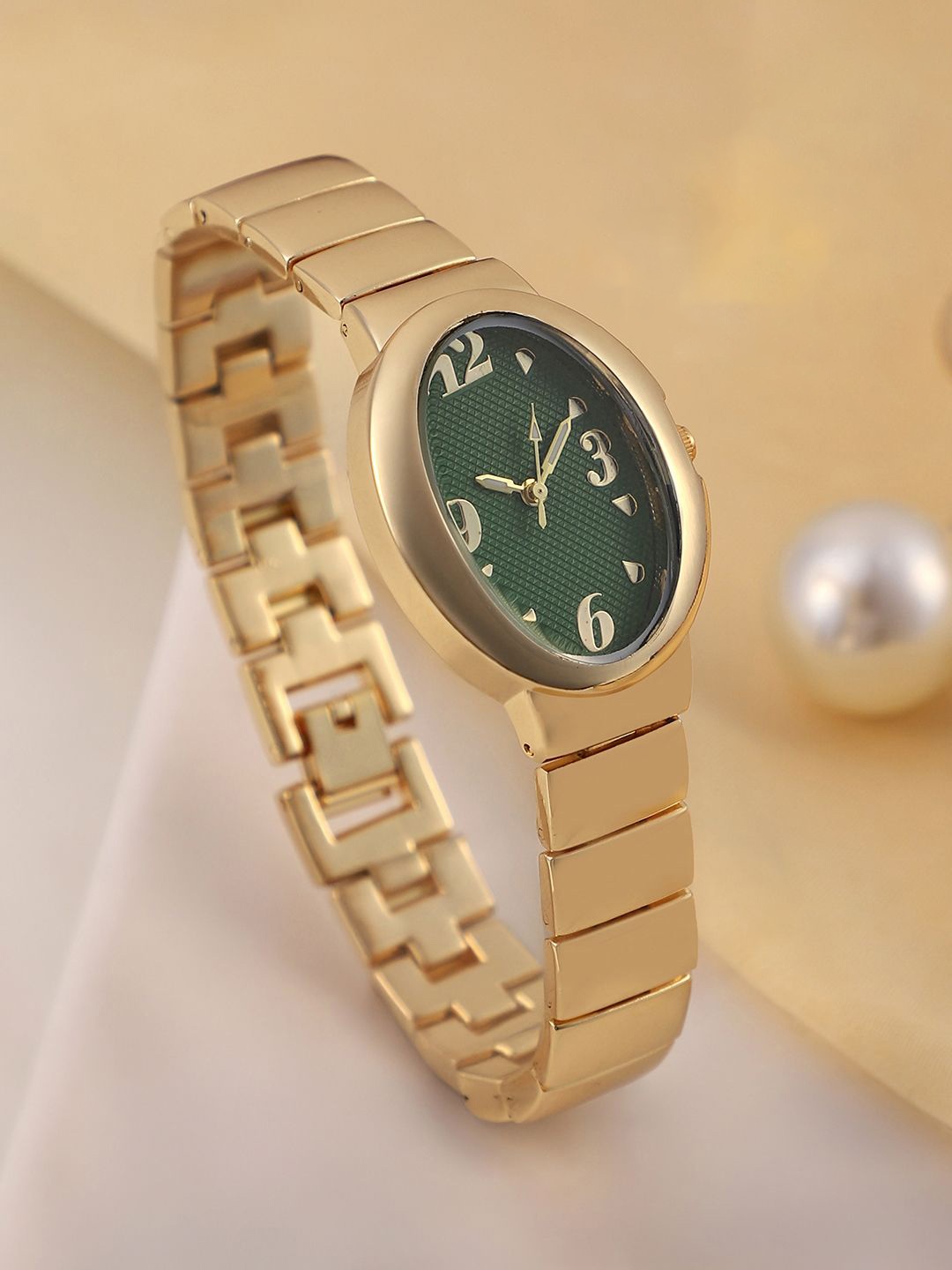 

HAUTE SAUCE by Campus Sutra Women The Pantheonique Oval Watch Emerald Green SS25_HSWC1351