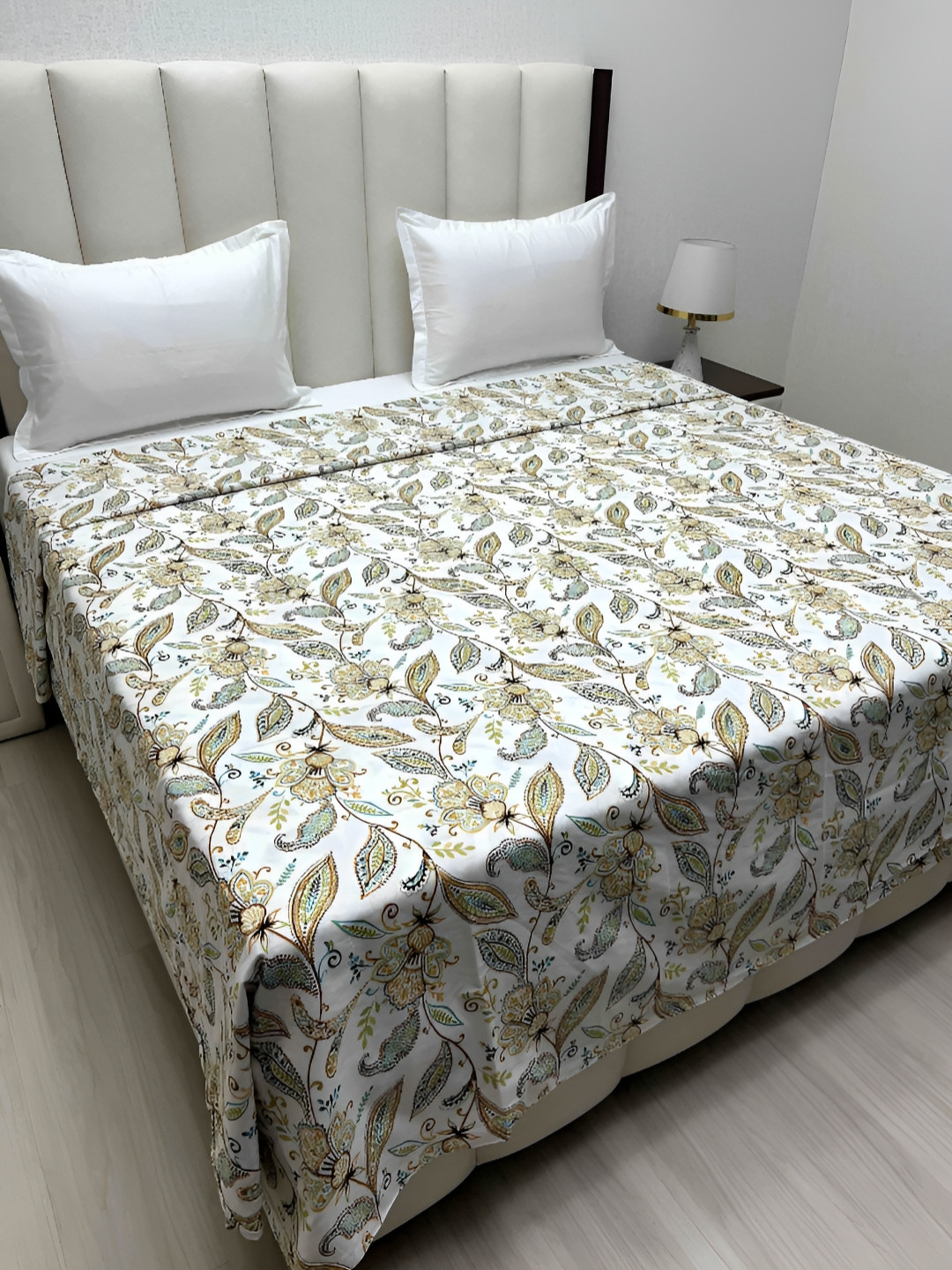 

Pure Decor White & Green Printed Cotton 400 TC Double Bed Size Duvet Cover