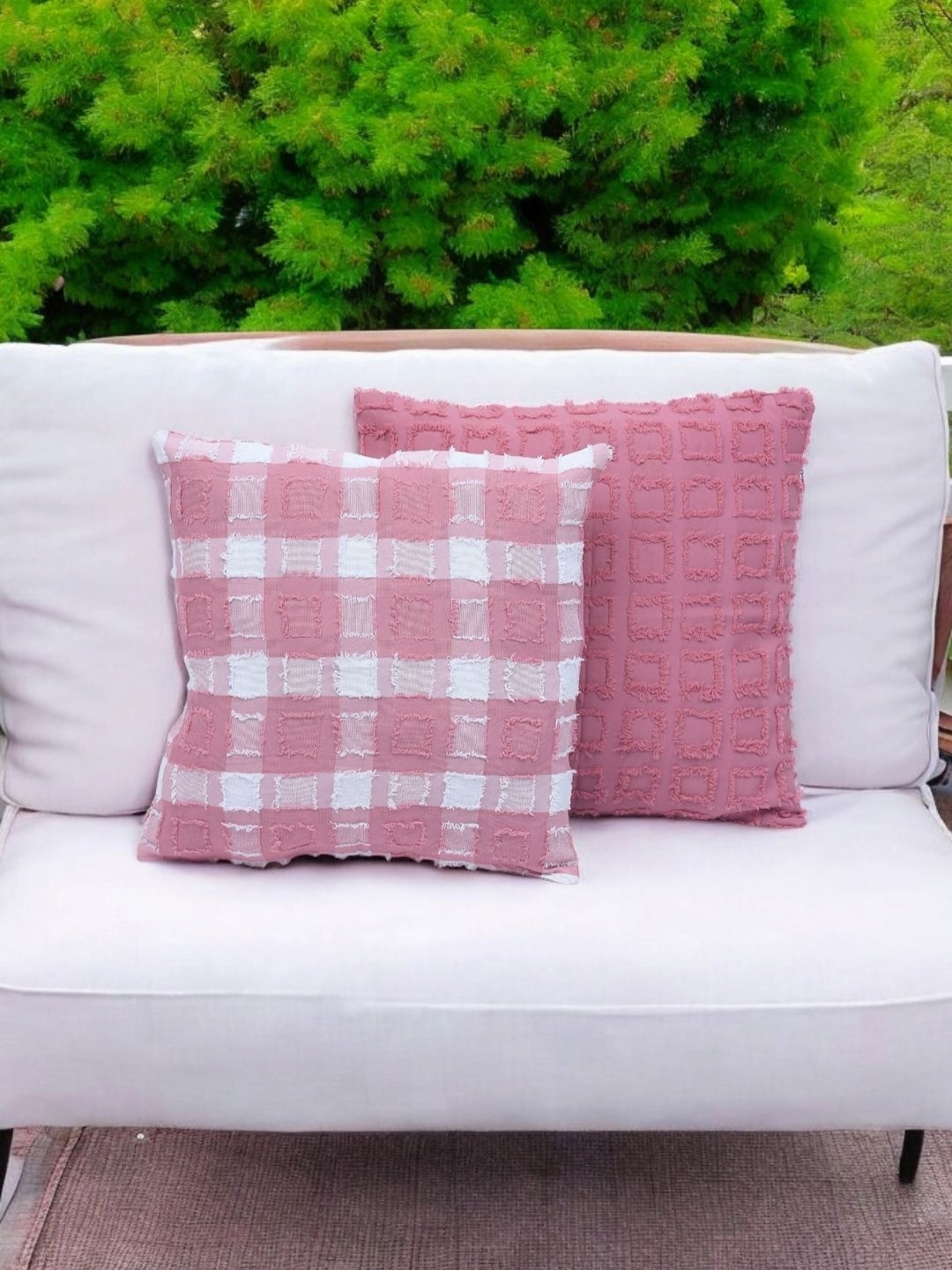 

Dhrohar Pink & White 2 Pieces Checked Cotton Square Shaped Cushion Covers