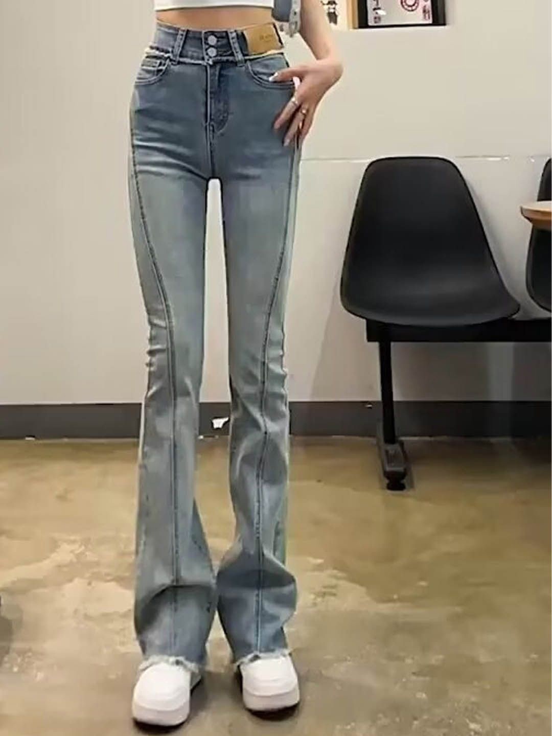 

StyleCast Women Slash Knee Heavy Fade Jeans, Grey