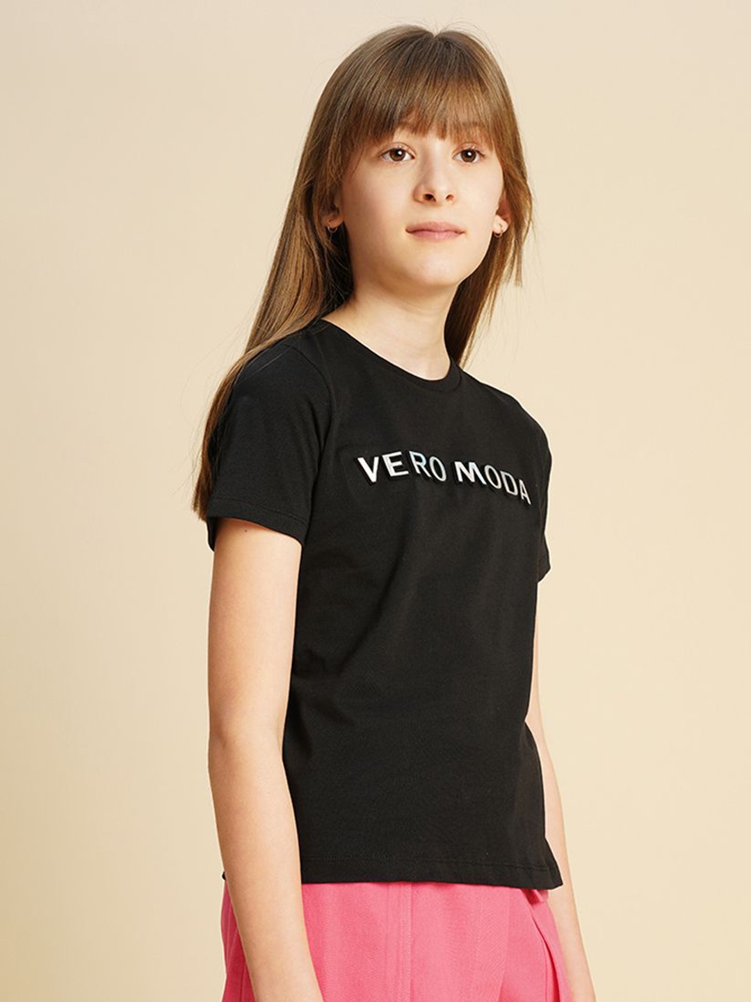 

Vero Moda Girls Typography Printed T-shirt, Black