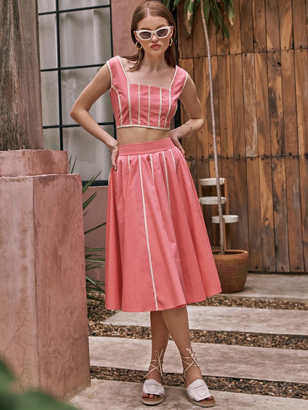 

HOUSE OF FETT Self Design Square Neck Pure Cotton Crop Top With Skirt, Peach