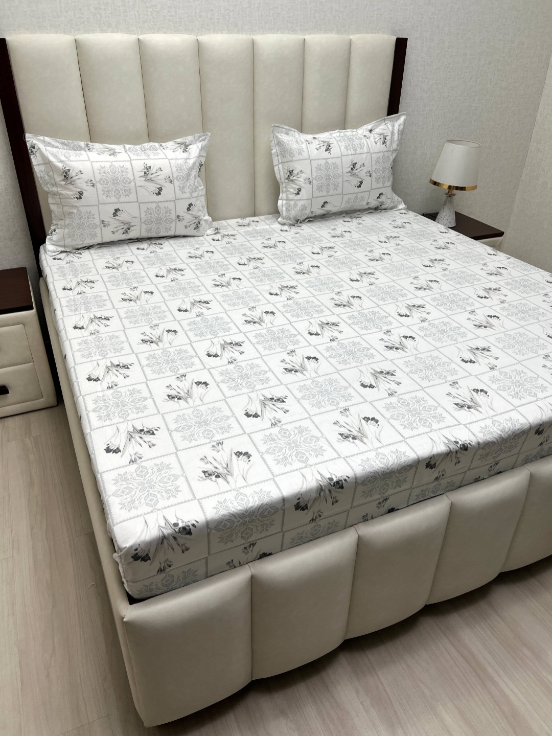 

Pure Decor White & Grey Floral 330 TC King Bedsheet with 2 Pillow Covers