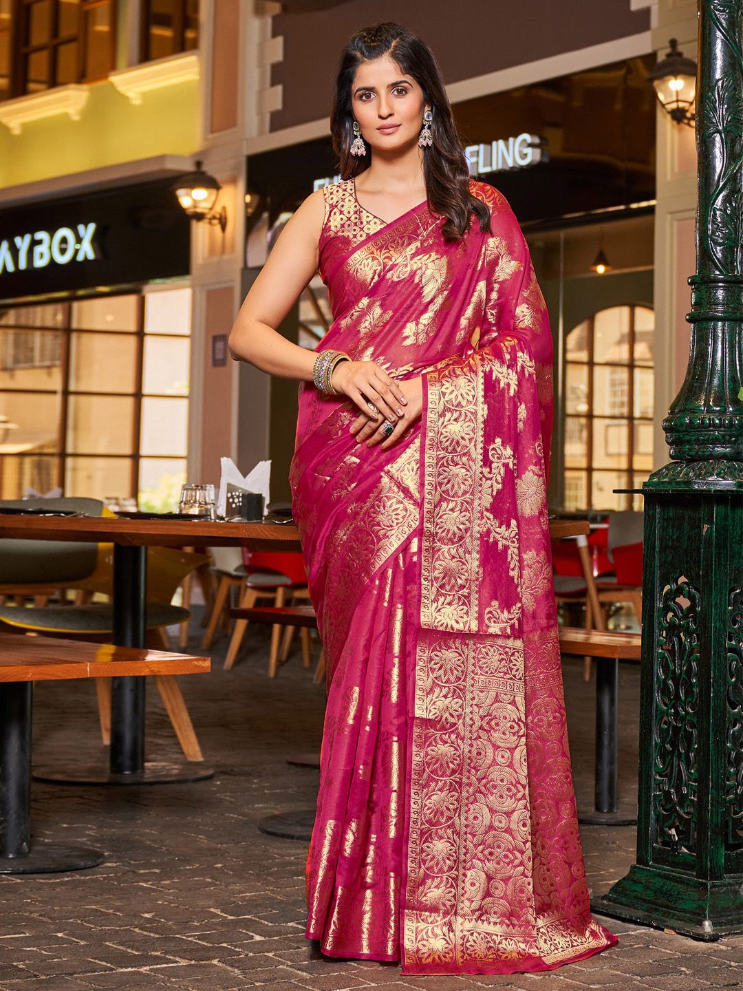 

Mitera Ethnic Motifs Zari Organza Banarasi Saree, Pink