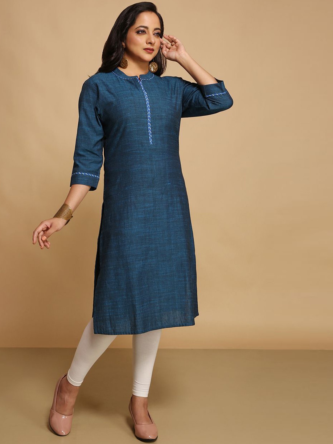 

WoodenTant Women Sequinned Khadi Handloom Kurta, Blue
